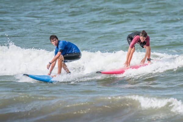 Surfschule in Alcudia mit Surfunterricht für Anfänger