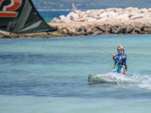 Privatunterricht zum Kitesurfen mit Boards ohne Fußschlaufen