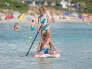 Paddle Surfing beginners course in Mallorca for children