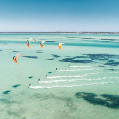 Kitesurfing: the origins of the kite
