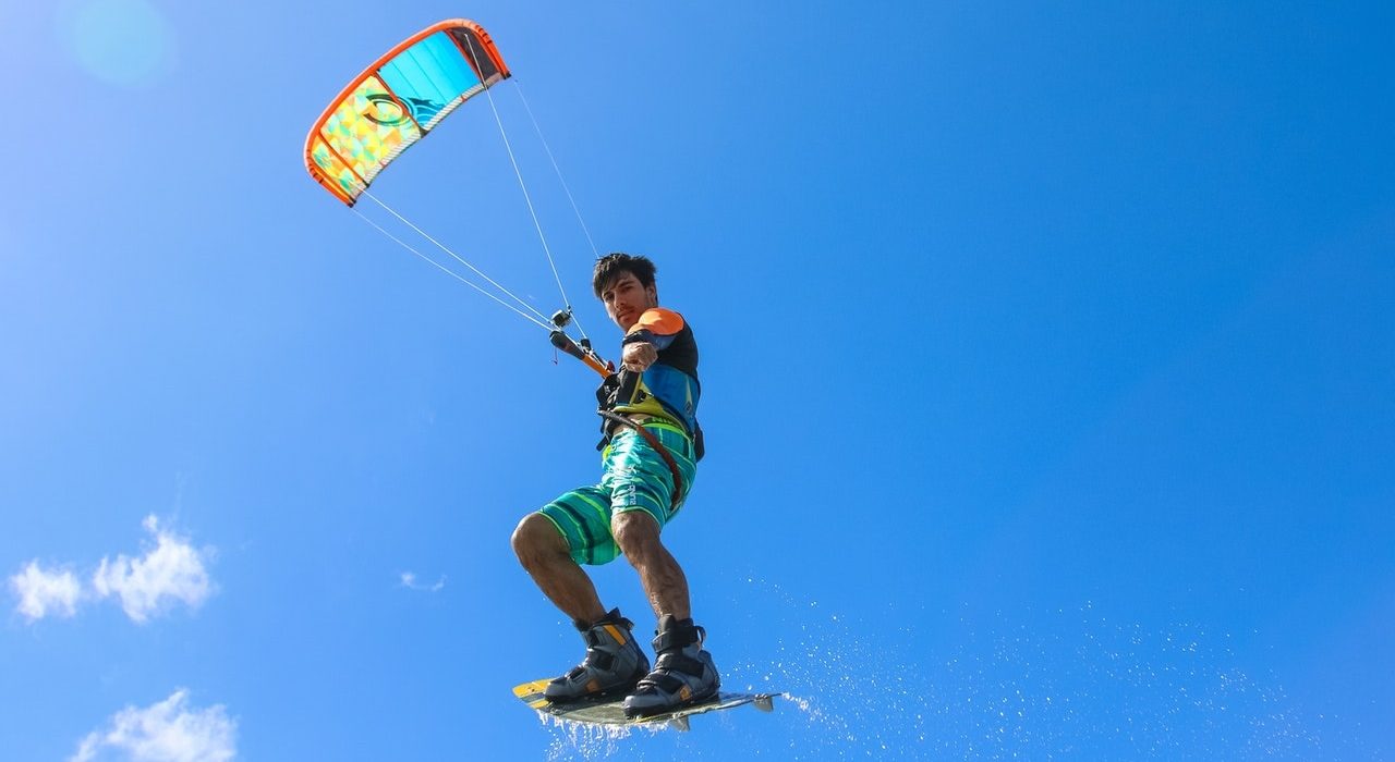 Richtiger Wind zum Kitesurfen