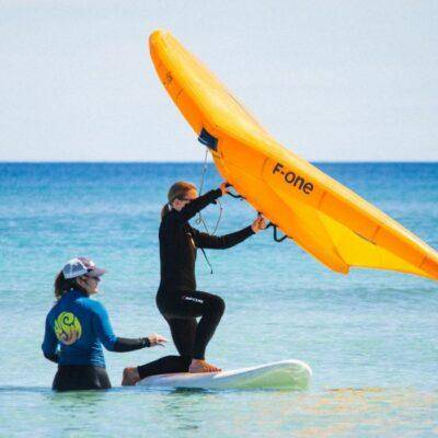 Wing surf: un deporte náutico ideal para principiantes
