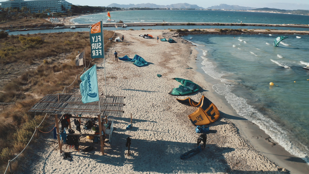 Getting Started with Kitesurfing in Mallorca—Find kitesurf quality equipment at our Watersports Mallorca Kitesurf school